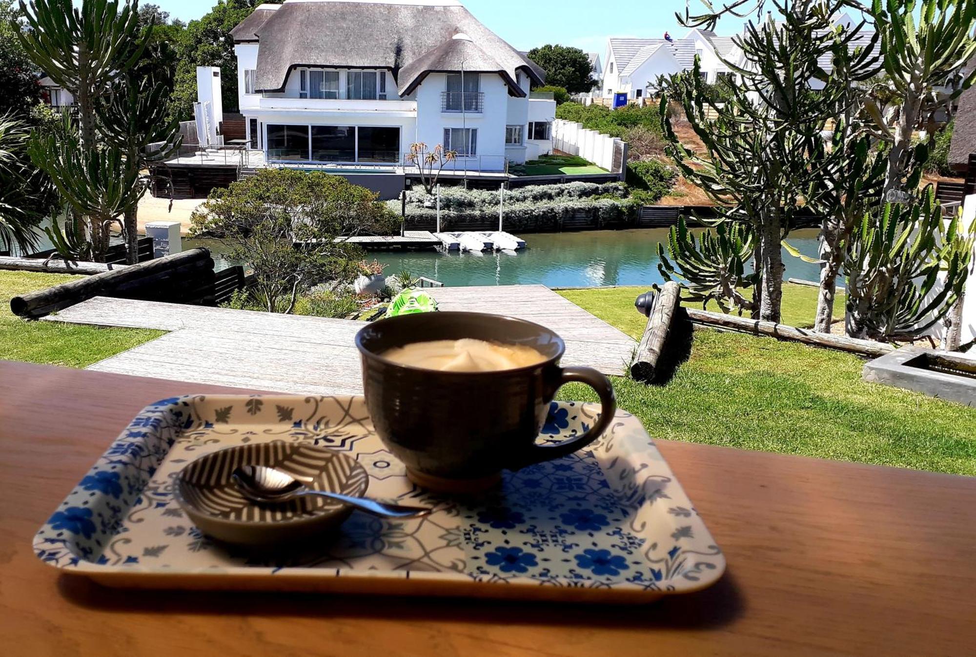 Canal Guest House - Waterfront Boutique Bed & Breakfast - Solar Power St. Francis Bay Exterior foto